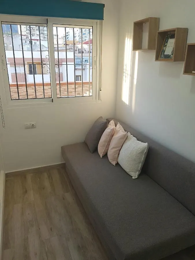 PRECIOSO ÁTICO CON TERRAZA en PLAZA DE ANDALUCIA Apartamento Torremolinos